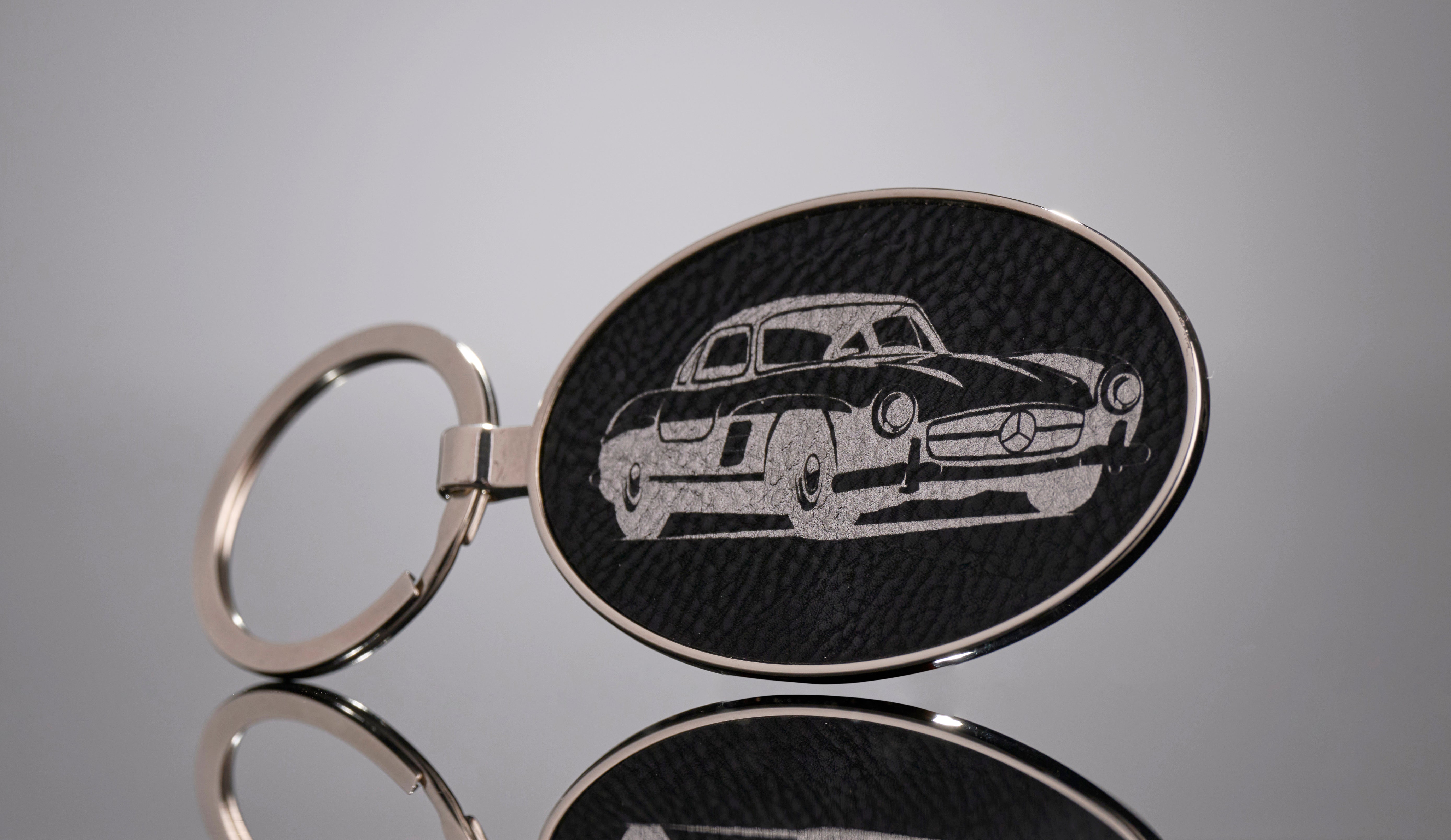 Oval Leatherette Key Tag