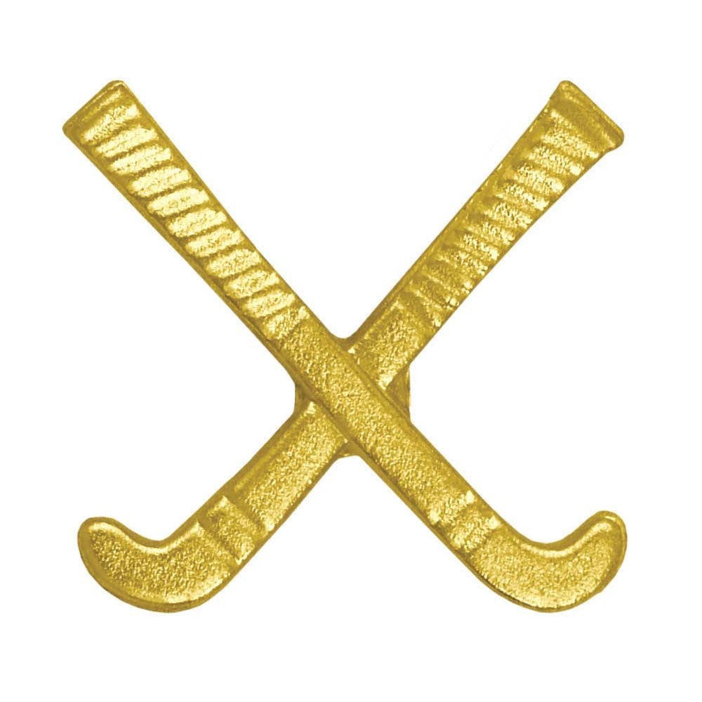 Gold chenille pin featuring two crossed field hockey sticks.