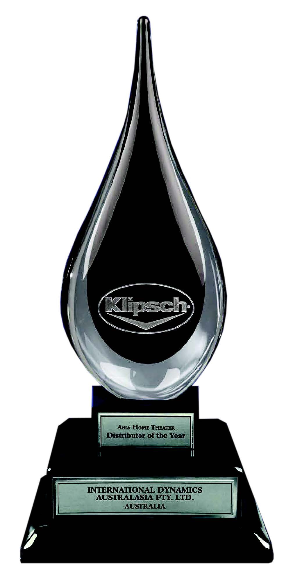 Black Teardrop on Tiered Base