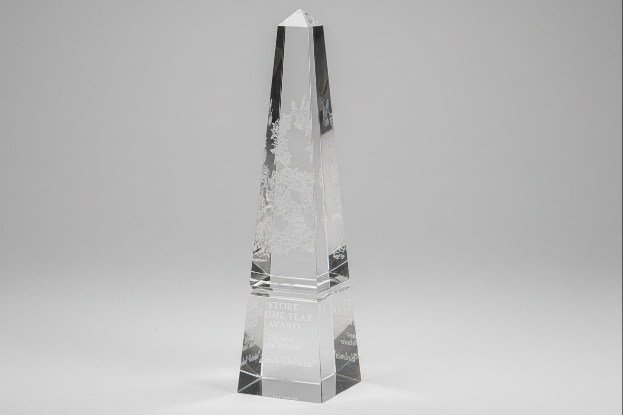 Optic Crystal Groove Obelisk