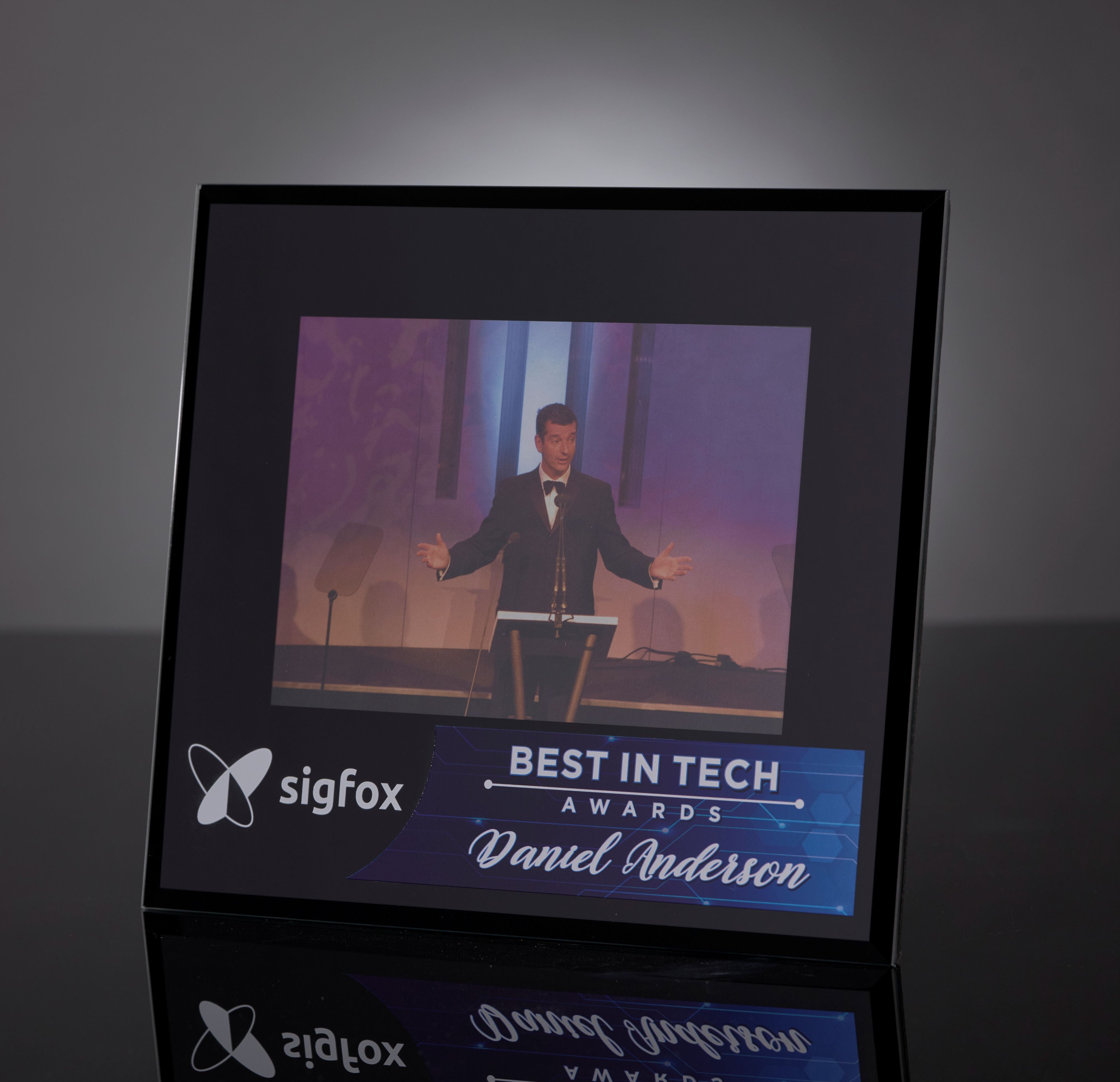 Black Glass Horizontal Frame